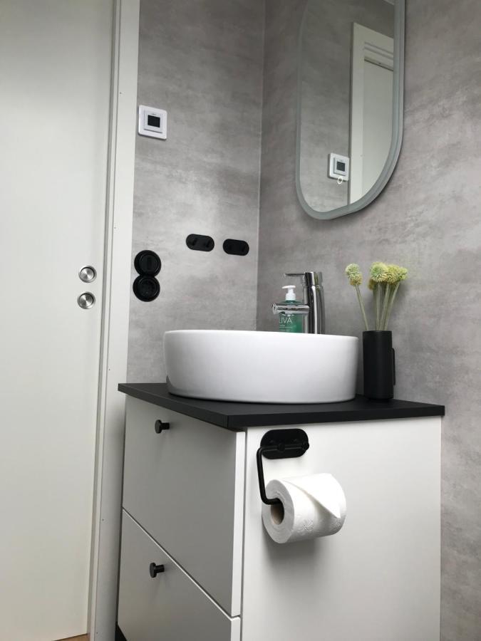 Nybyggd Mysig Laegenhet I Falkenberg, Troeingeberg 5Min Fran E6, 30Min Ullared, Naera Stationen Apartamento Exterior foto